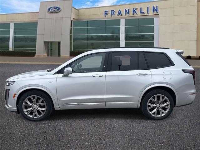 used 2020 Cadillac XT6 car, priced at $30,500