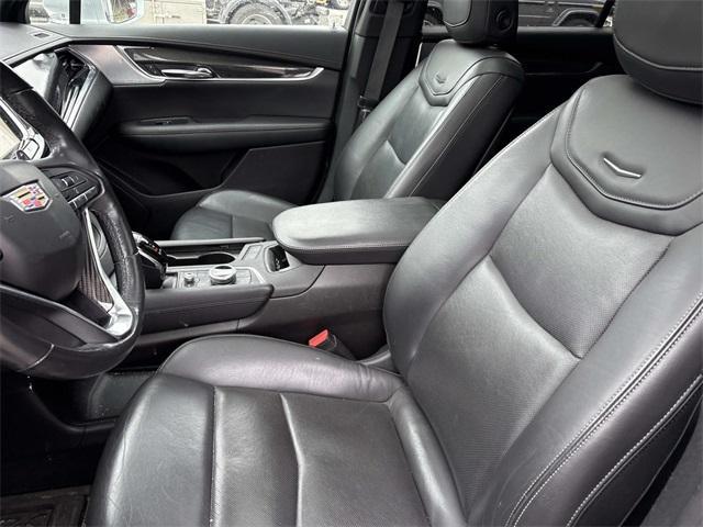 used 2020 Cadillac XT6 car, priced at $30,500