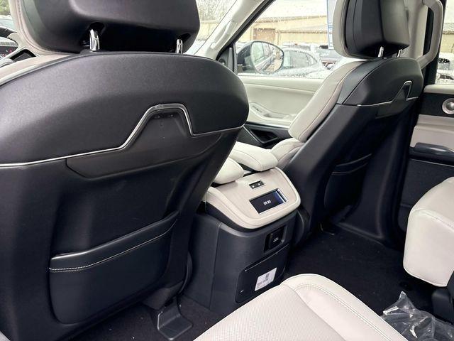 new 2025 Lincoln Navigator L car, priced at $106,520