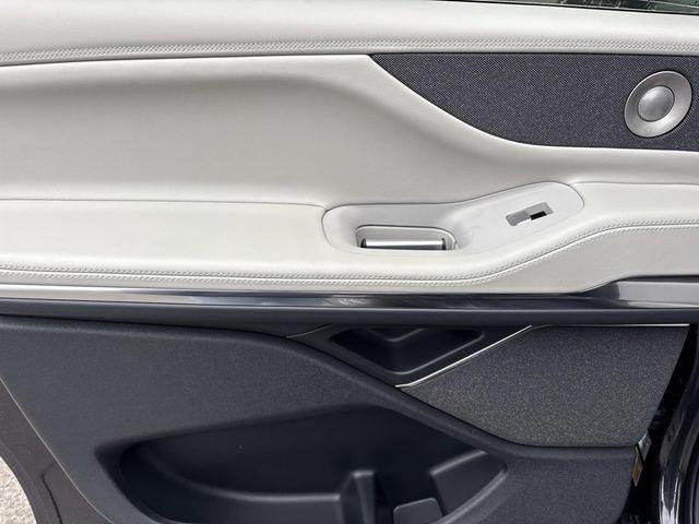 new 2025 Lincoln Navigator L car, priced at $106,520