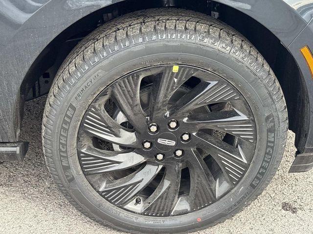 new 2026 Lincoln Navigator car, priced at $108,980