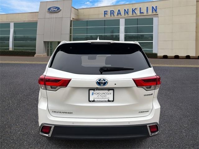used 2019 Toyota Highlander Hybrid car, priced at $24,200