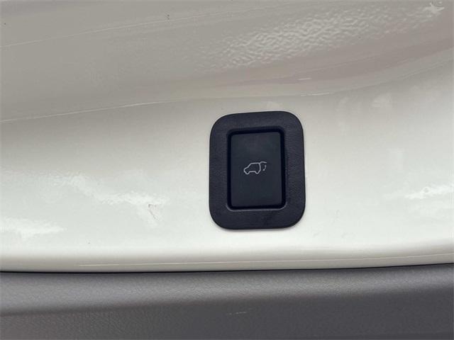 used 2019 Toyota Highlander Hybrid car, priced at $24,200