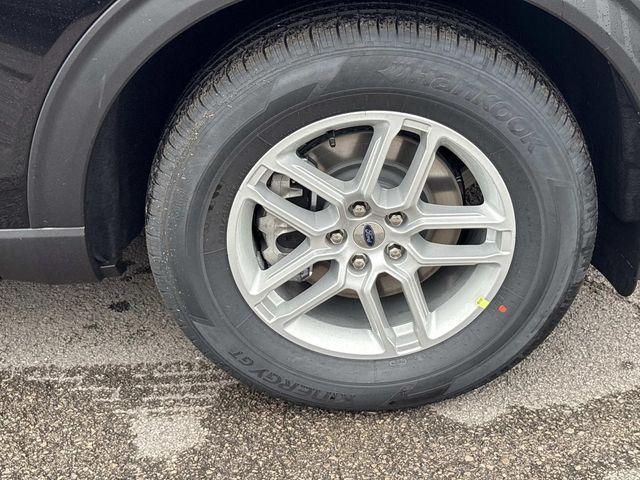 new 2026 Ford Explorer car, priced at $40,609