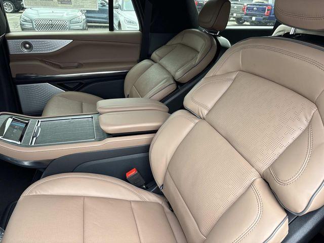 new 2026 Lincoln Navigator L car, priced at $127,905