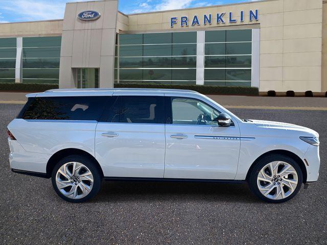new 2025 Lincoln Navigator L car, priced at $113,125