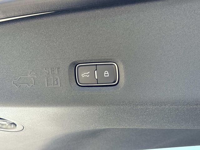 new 2025 Lincoln Navigator L car, priced at $113,125