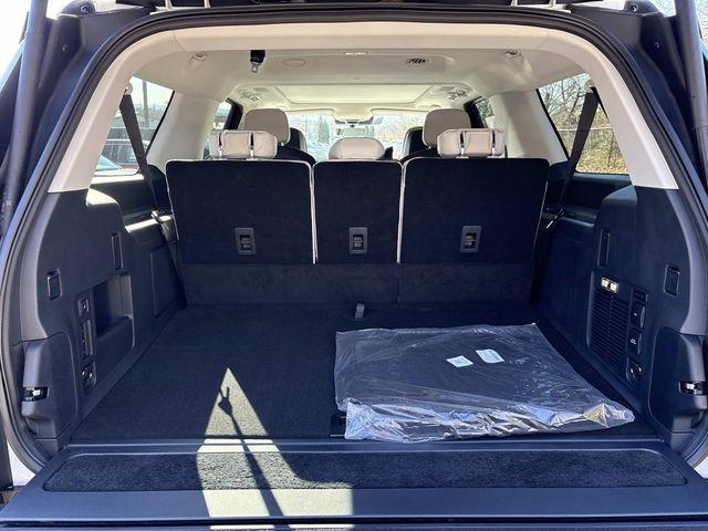 new 2025 Lincoln Navigator L car, priced at $113,125