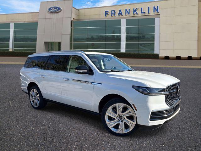 new 2025 Lincoln Navigator L car, priced at $113,125