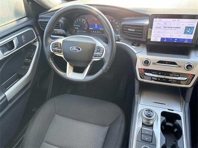 used 2022 Ford Explorer car, priced at $28,000