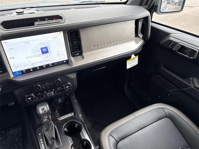 new 2025 Ford Bronco car, priced at $47,527