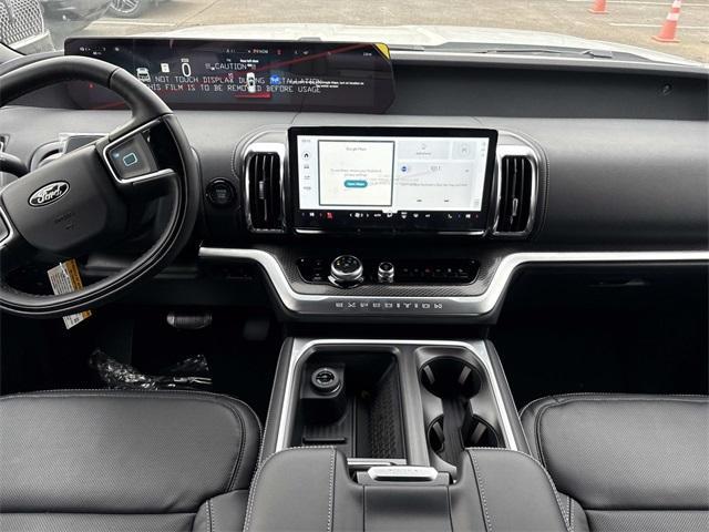 new 2025 Ford Expedition car, priced at $86,415