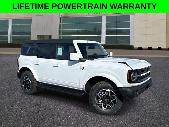 new 2025 Ford Bronco car, priced at $46,714