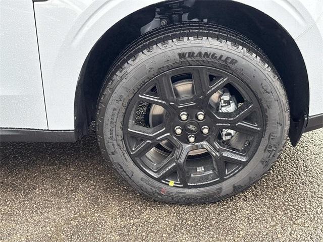 new 2025 Ford Maverick car, priced at $31,868