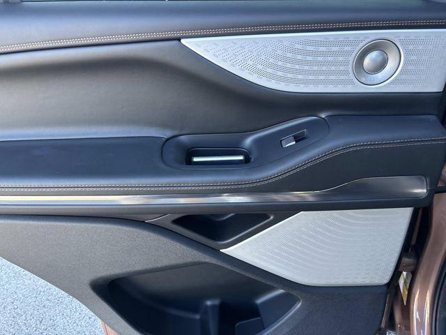 new 2025 Lincoln Navigator car, priced at $124,500