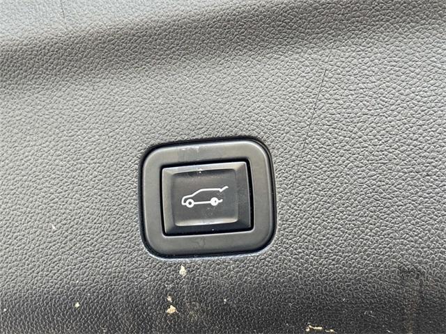 used 2021 GMC Yukon car, priced at $43,500