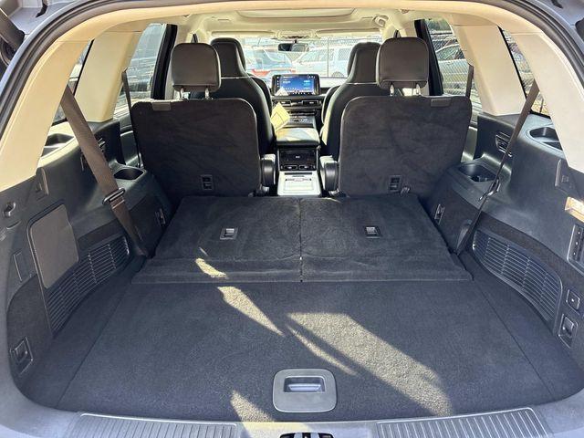 used 2025 Lincoln Aviator car, priced at $63,000