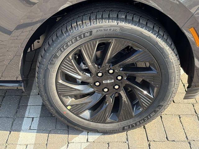 new 2025 Lincoln Navigator car, priced at $106,580