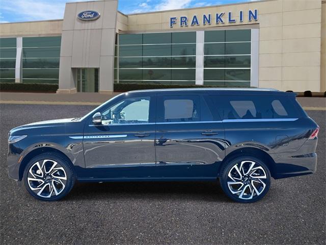 new 2026 Lincoln Navigator L car, priced at $110,760