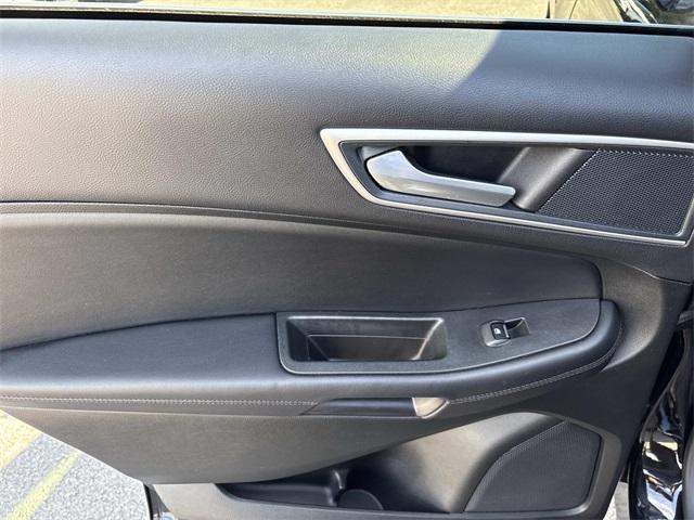 used 2024 Ford Edge car, priced at $27,000