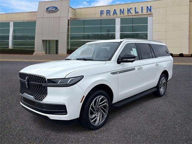 new 2026 Lincoln Navigator car, priced at $98,340