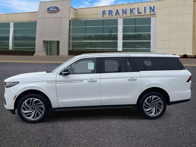 new 2026 Lincoln Navigator car, priced at $98,340