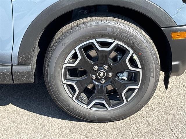 new 2025 Ford Bronco Sport car, priced at $35,068