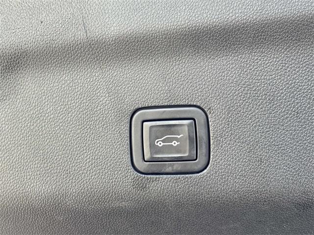 used 2024 GMC Yukon car, priced at $63,000