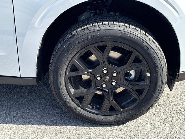 new 2026 Ford Maverick car, priced at $40,077