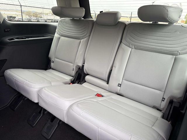 new 2026 Ford Expedition car, priced at $91,885