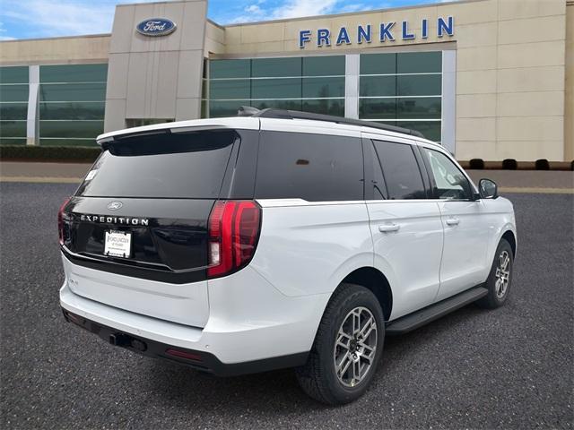 new 2025 Ford Expedition car, priced at $72,975