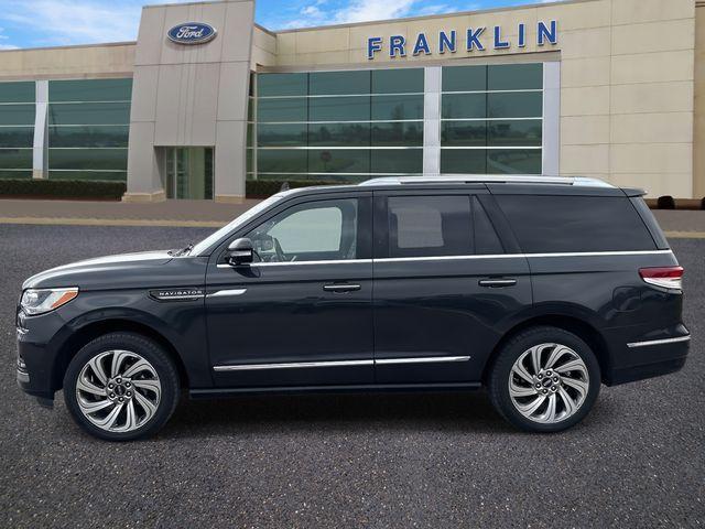 used 2023 Lincoln Navigator car, priced at $49,900