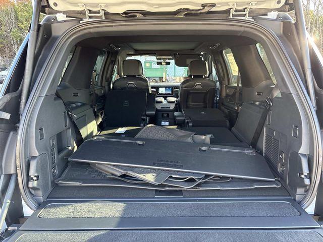 new 2026 Lincoln Navigator car, priced at $109,305