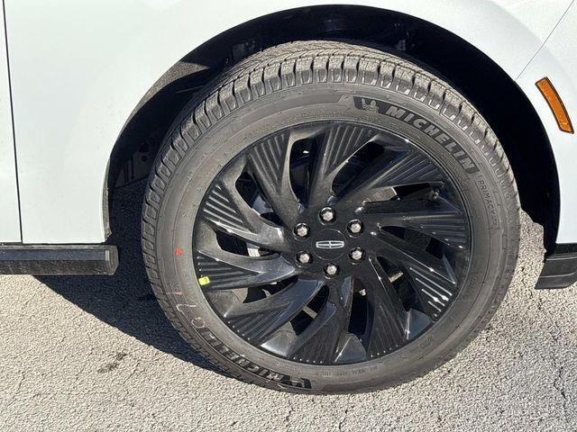 new 2026 Lincoln Navigator car, priced at $109,305