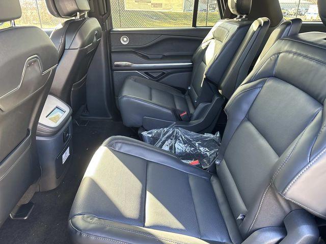 new 2026 Lincoln Navigator car, priced at $109,305