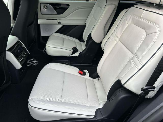 new 2026 Lincoln Aviator car, priced at $93,255