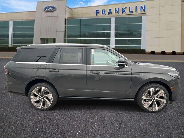 new 2026 Lincoln Navigator car, priced at $128,100