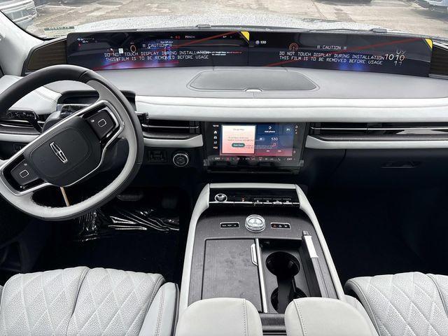 new 2026 Lincoln Navigator car, priced at $128,100