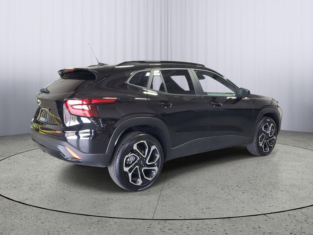 used 2025 Chevrolet Trax car, priced at $22,999