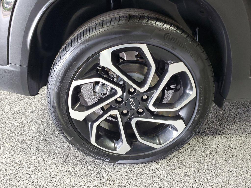 used 2025 Chevrolet Trax car, priced at $22,999