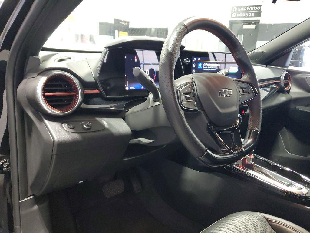 used 2025 Chevrolet Trax car, priced at $22,999