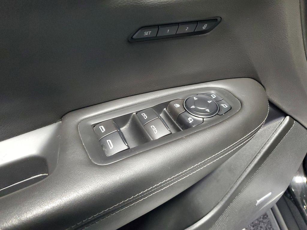 used 2021 Cadillac XT6 car, priced at $27,900