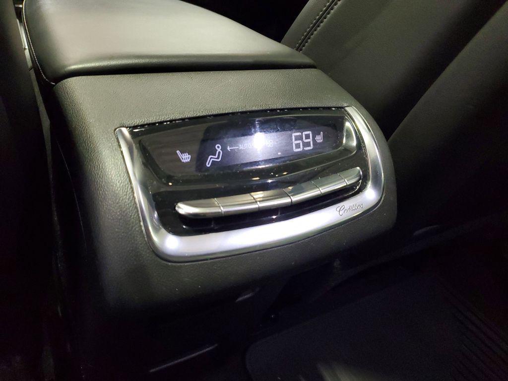 used 2021 Cadillac XT6 car, priced at $27,900