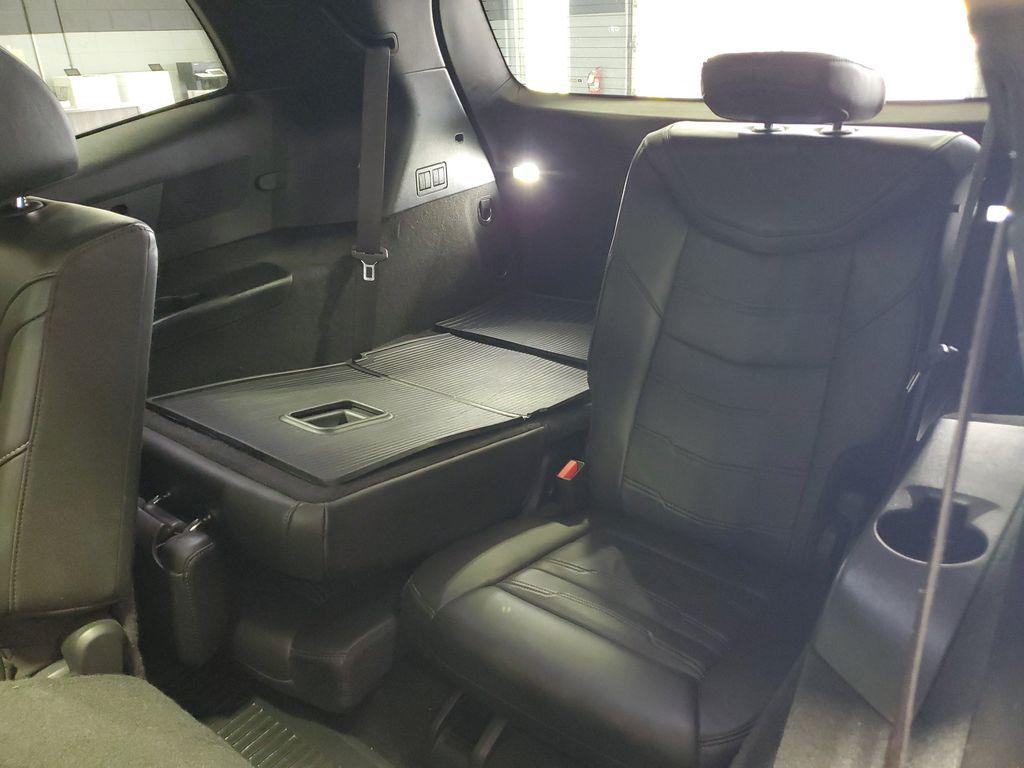 used 2021 Cadillac XT6 car, priced at $27,900