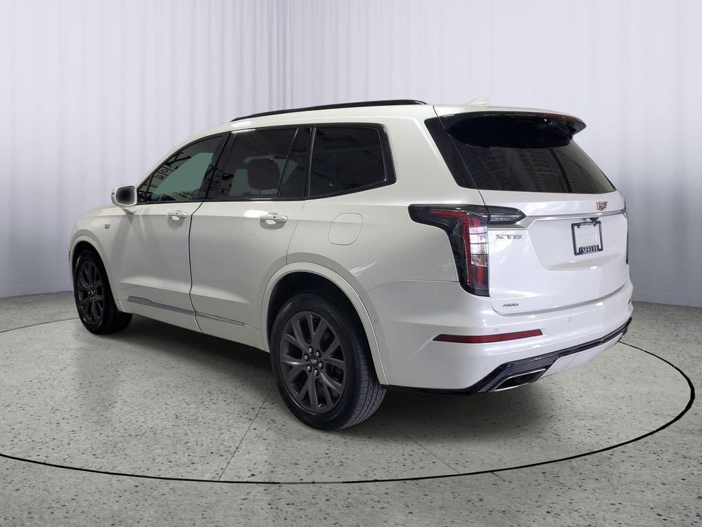 used 2020 Cadillac XT6 car, priced at $25,000