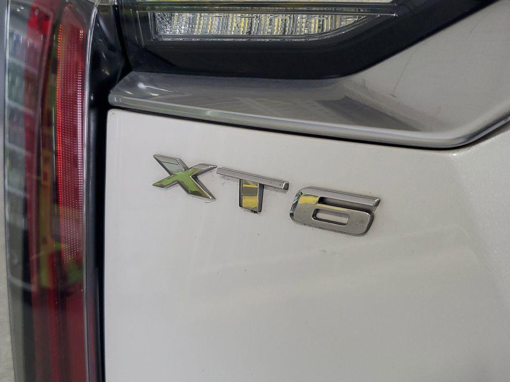 used 2020 Cadillac XT6 car, priced at $25,000