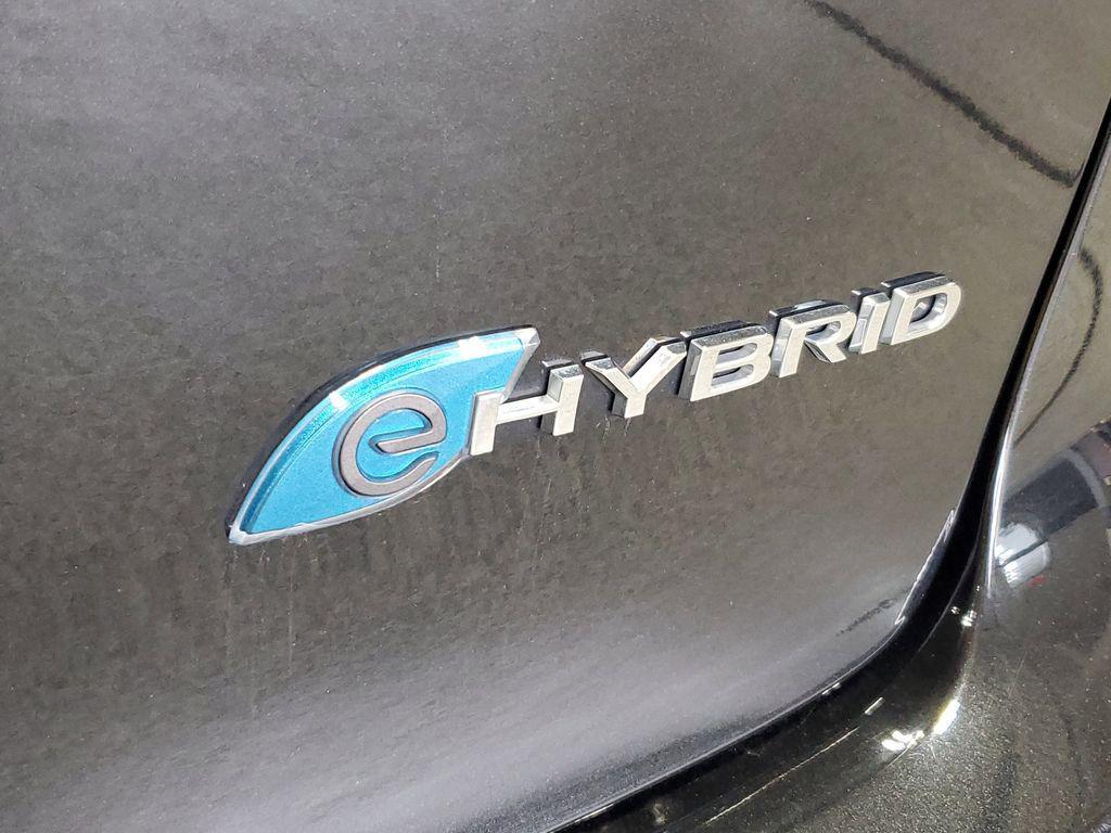 used 2022 Chrysler Pacifica Hybrid car, priced at $24,999