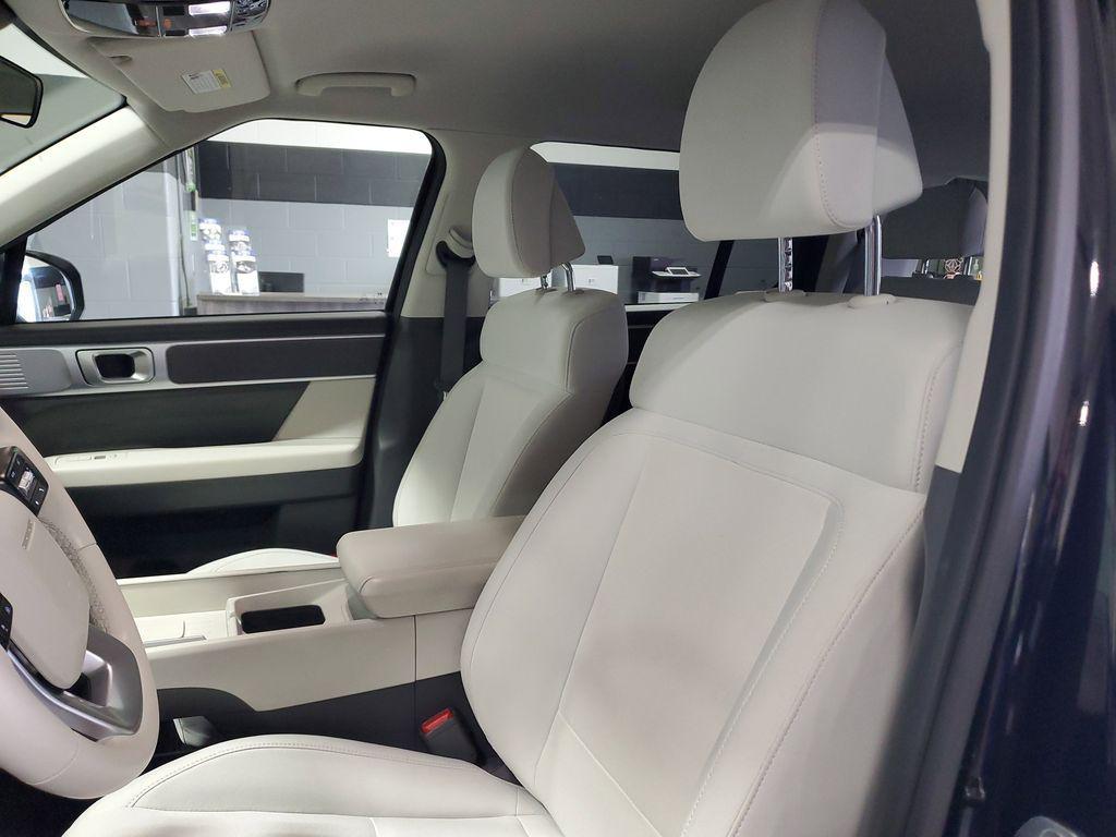 used 2024 Hyundai Santa Fe car, priced at $29,999