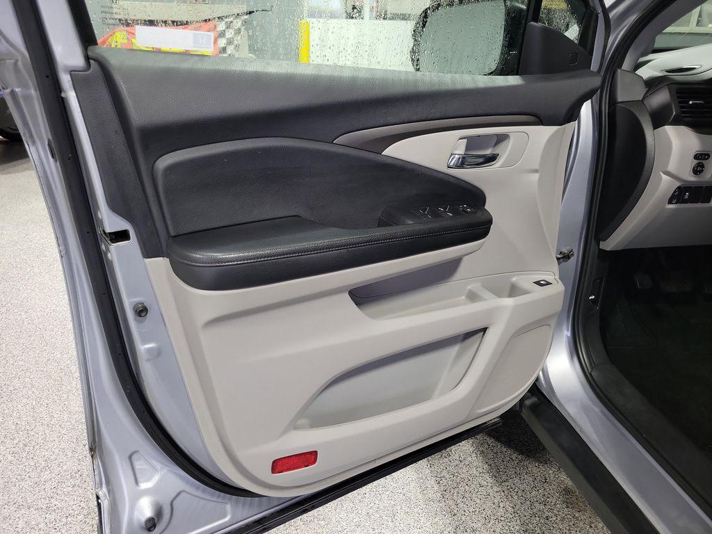 used 2019 Honda Pilot car, priced at $23,995