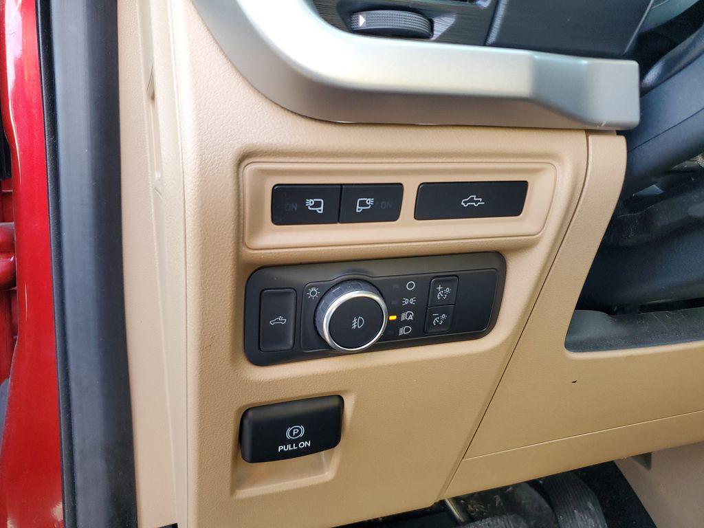 used 2021 Ford F-150 car, priced at $30,789